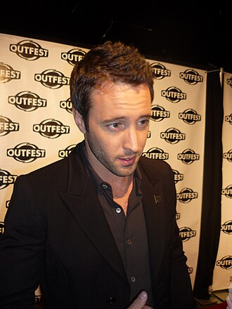 Alex O'loughlin