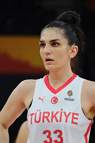 Esra Ural Topuz