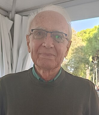 Hidayet Karakuş