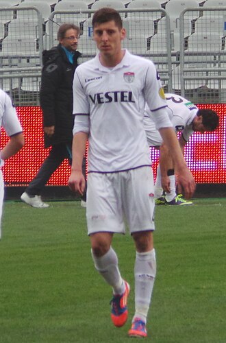 Hikmet Balioğlu