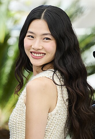 HoYeon Jung