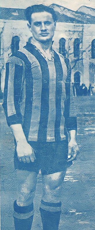İsmet Uluğ