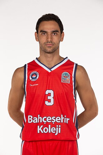 Kartal Özmızrak