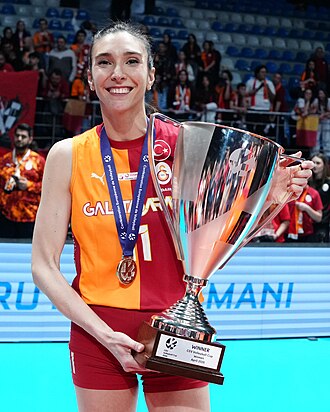 Naz Aydemir