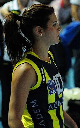 Yağmur Koçyiğit