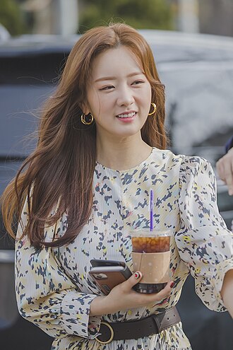 Yoon Bomi
