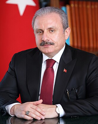 Mustafa Şentop yeniden TBMM başkanı seçildi.