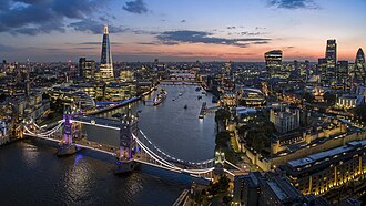 Uluslararası Olimpiyat Komitesi, 2012 Yaz Olimpiyatları'nın Londra'da yapılacağını açıkladı.